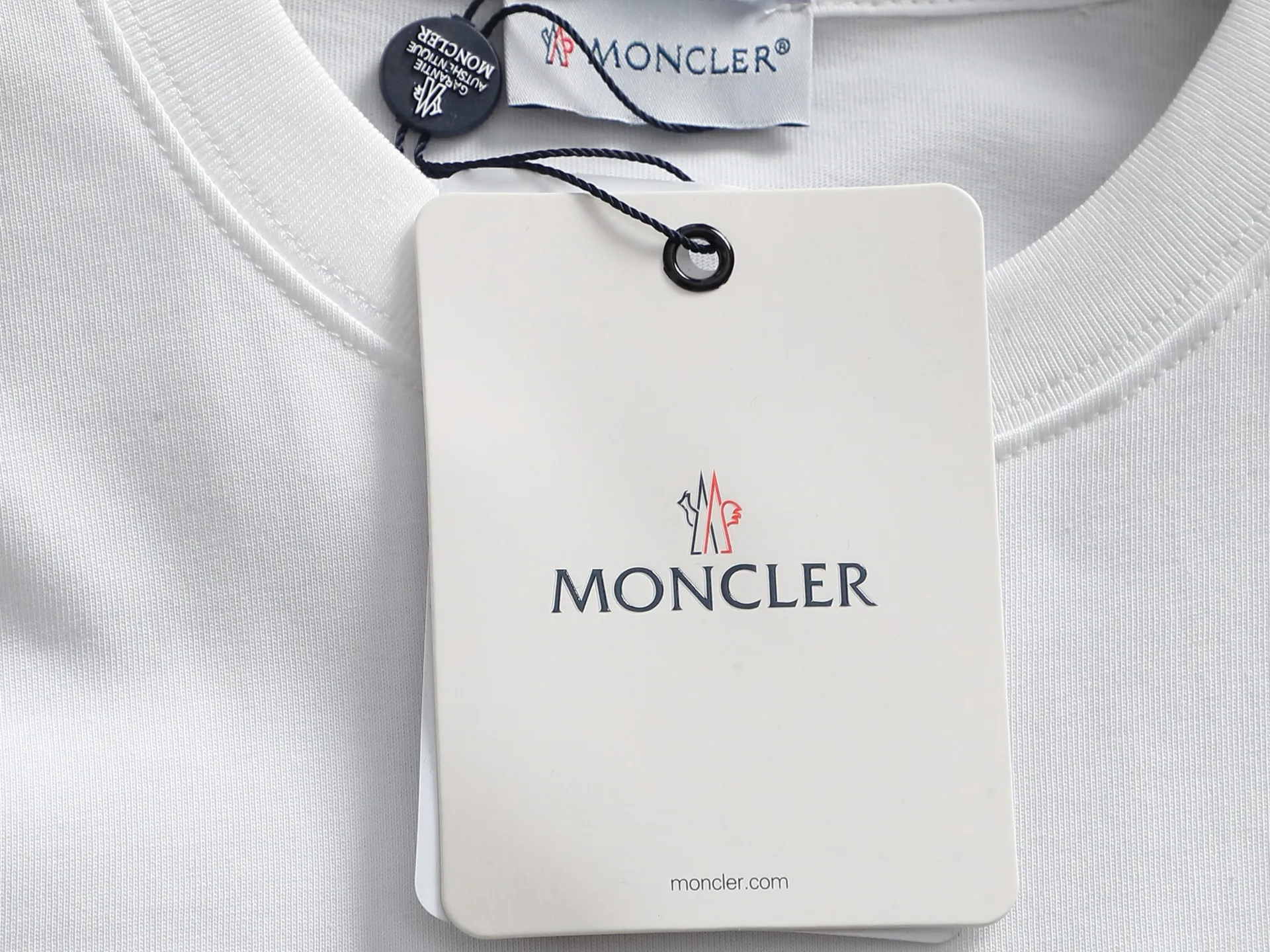 MONCLER LOGO 🪡 Logo ， Retro Same Style T 260 Versatile : Black White Size：XS~L